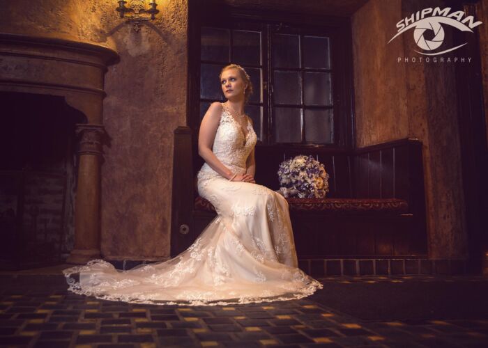 Tulsa bridal portrait at dresser mansion