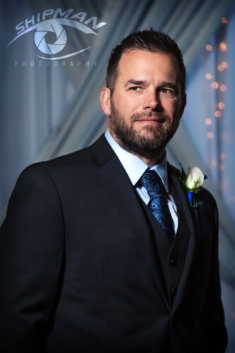 groom sees his bride