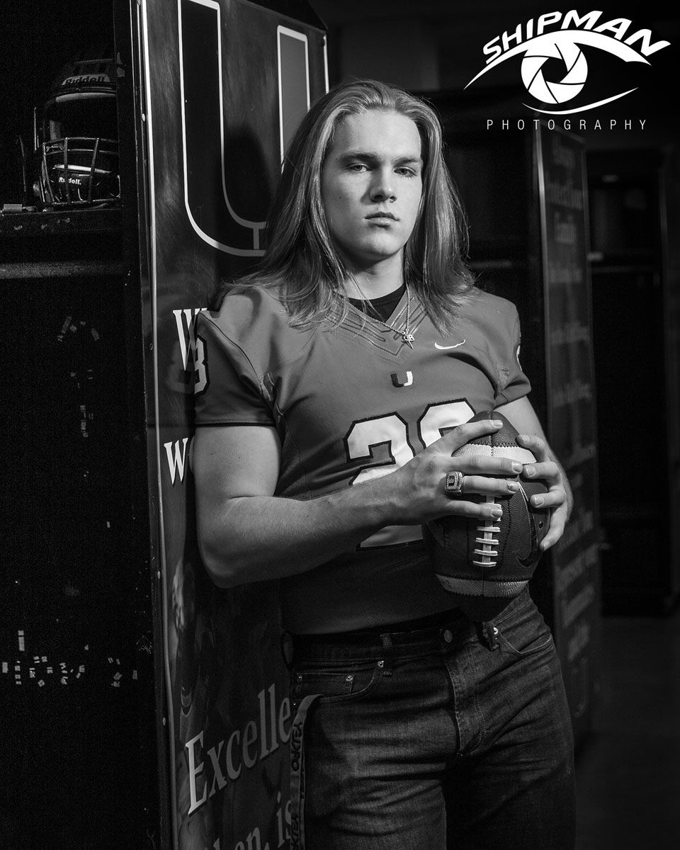 Senior picture boy Tulsa football player