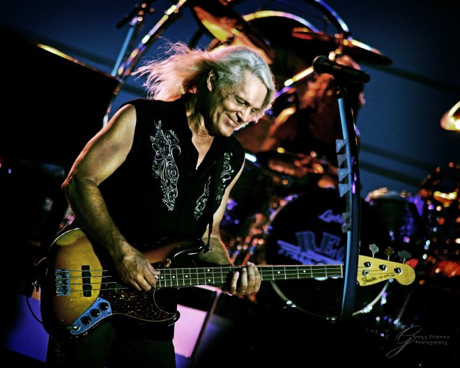 Live concert photo of REO Speedwagon's bruce hall